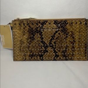 Michael Kors Jetset Travel Snakeskin ZIP Clitch